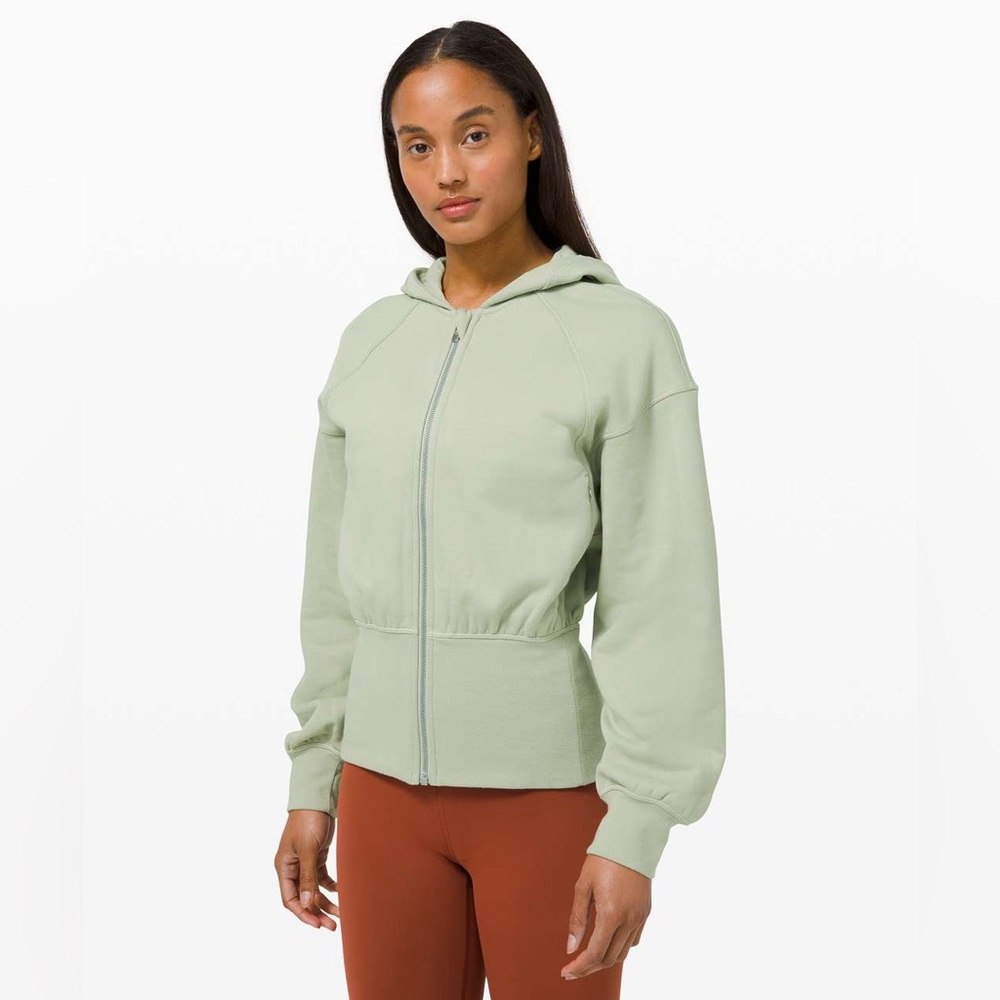 Lululemon Hugged-Waist Cotton‎ Zip Hoodie
Green Fern Size 10